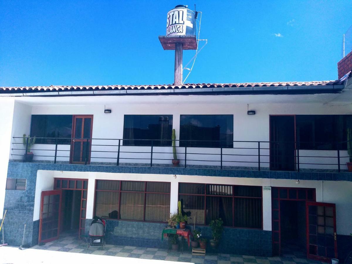 Casa Blanca Hospedaje Huamancaca Exterior photo